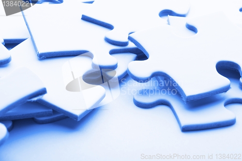 Image of puzzle and copyspace