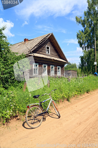 Image of old bicycle on rural road