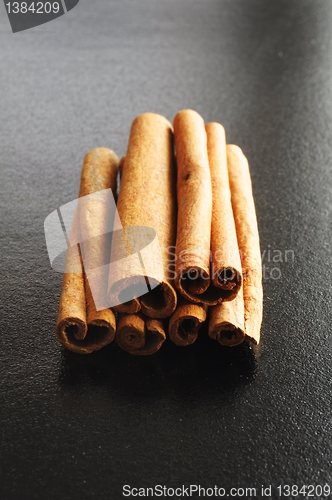 Image of cinnamon sticks