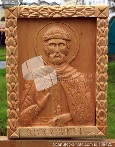Image of wooden icon in street gallery