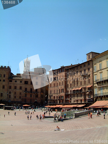 Image of Sienna piazza vertical