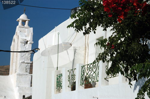 Image of greek architecture with flowers