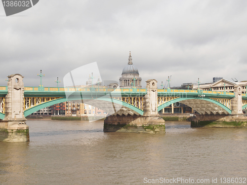 Image of River Thames in London