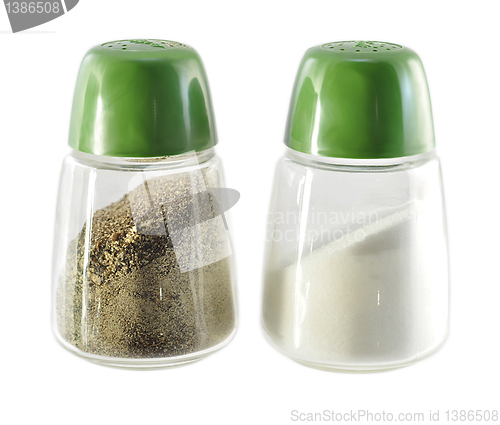 Image of salt and pepper shakers 