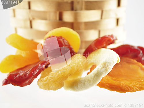 Image of dried fruits