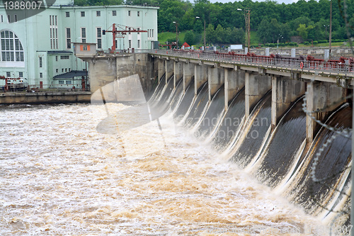 Image of dam