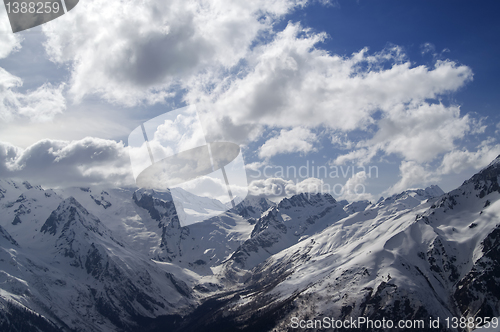 Image of Mountains in cloud