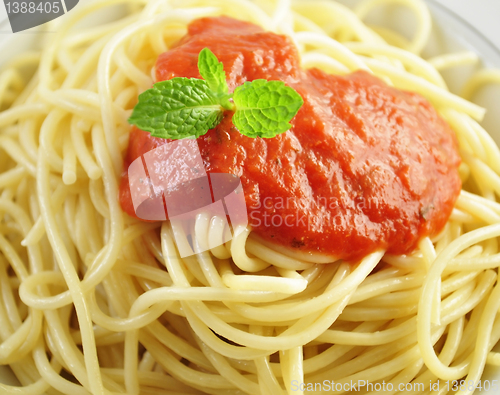 Image of spaghetti with tomato sauce 