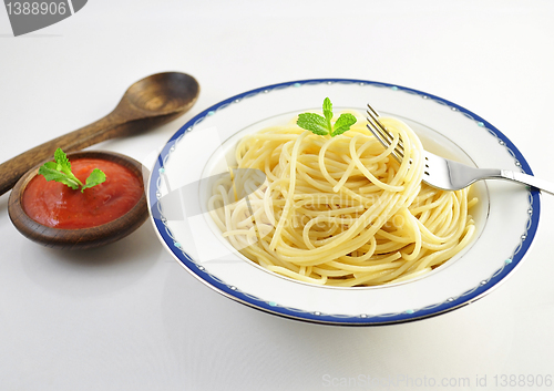 Image of spaghetti with sauce