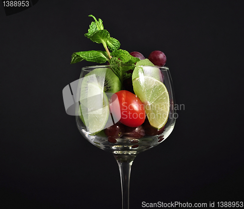 Image of fruits in a wineglass 