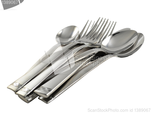 Image of silverware set 