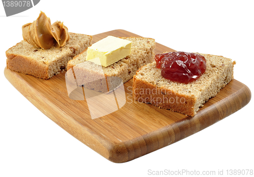 Image of snacks on a cutting board 