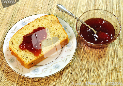 Image of bread and jelly 