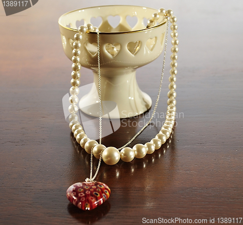Image of pearl and silver necklaces 