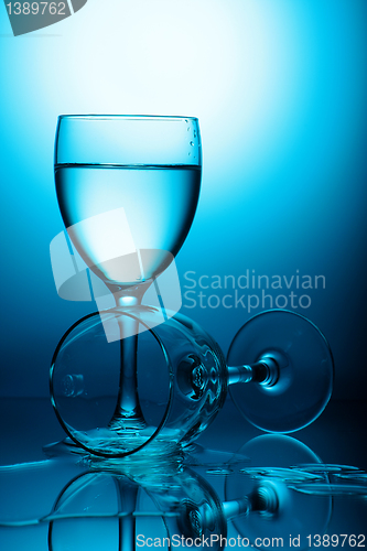 Image of wine glasses