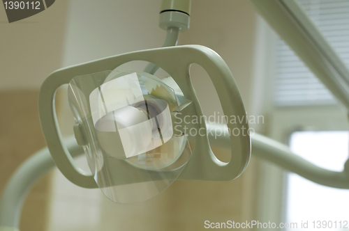 Image of Dental equipment lamp