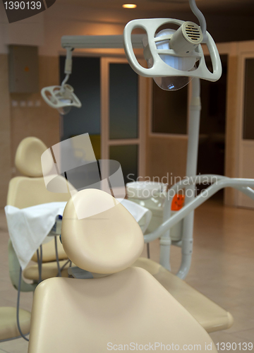 Image of Dental chair and lamp
