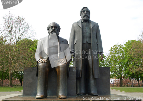 Image of Marx-Engels Forum statue