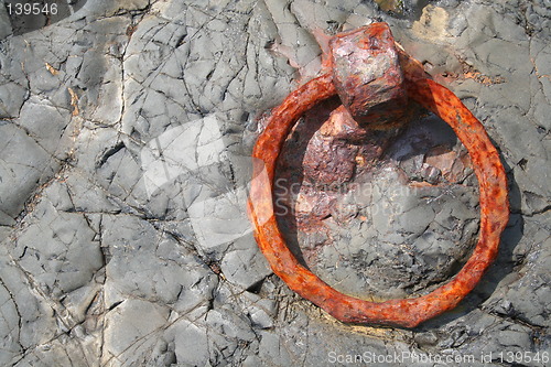 Image of Rusted steel ring