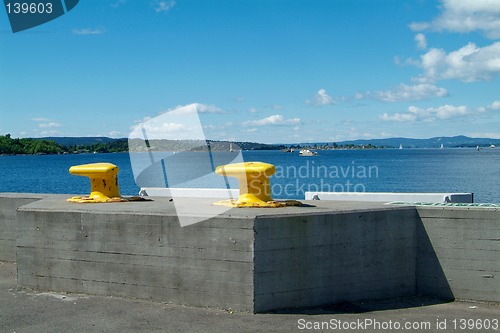 Image of Two cleats with seaview