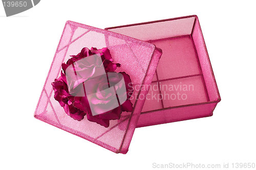 Image of mesh gift box