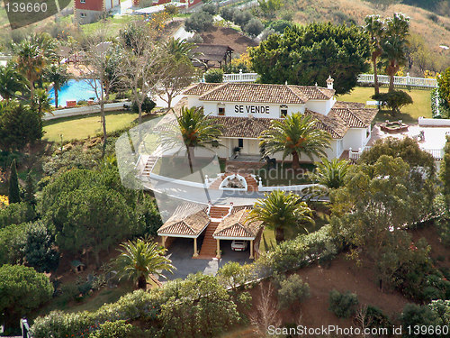Image of large house for sale