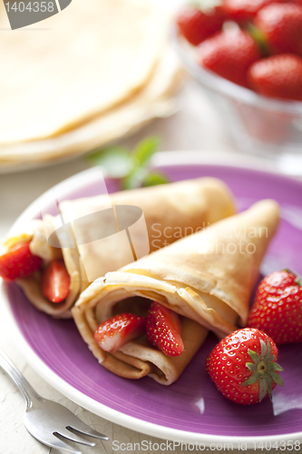 Image of crepes with strawberries