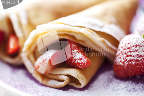 Image of crepes with strawberries