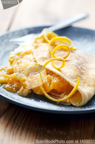 Image of crepe with orange filling