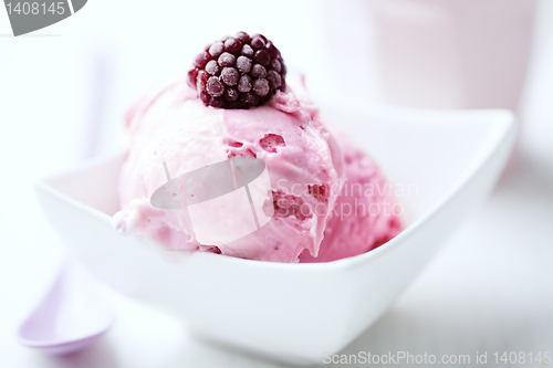 Image of raspberry ice cream