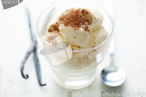 Image of vanilla mousse