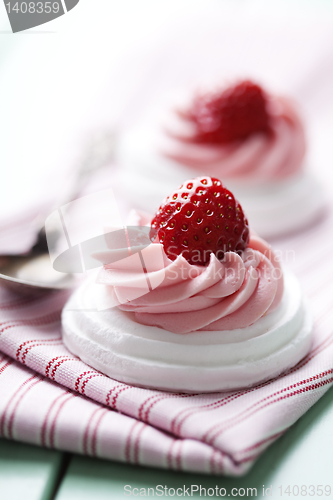 Image of strawberry meringue pavlova