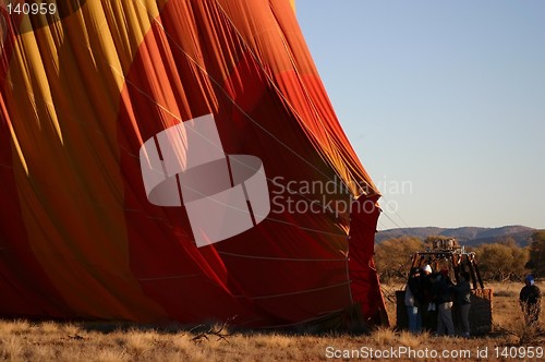 Image of landing balloon