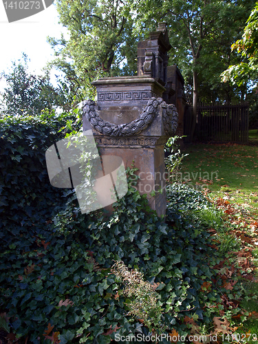 Image of Gothic tomb