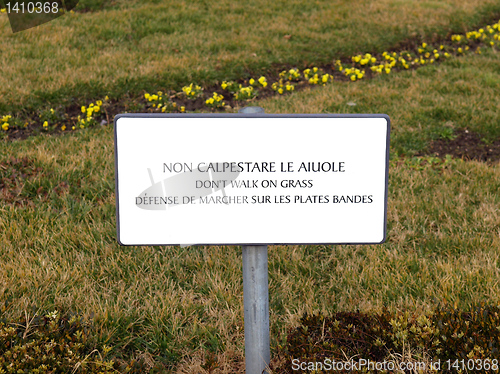 Image of Don't walk on the grass