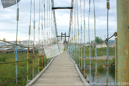 Image of The hinged bridge.