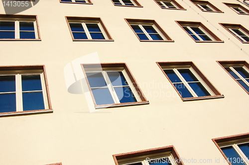 Image of facade of apartment house