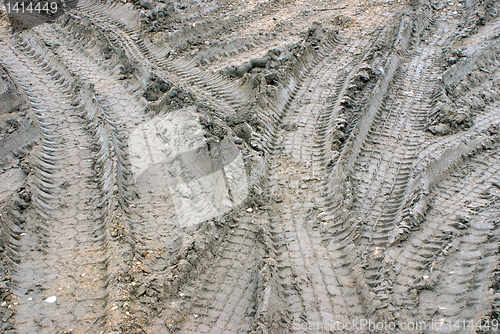 Image of Traces.