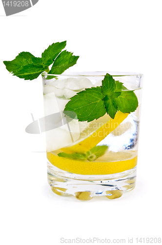 Image of Ice water, lemon and mint