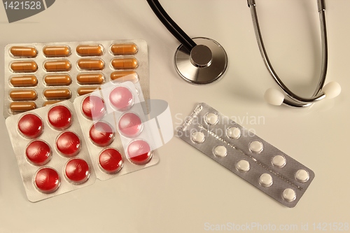 Image of Pills and Stethoscope