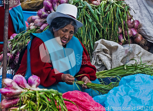 Image of Peruvian woman