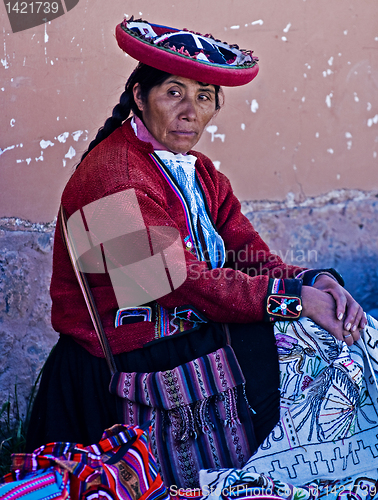 Image of Peruvian woman