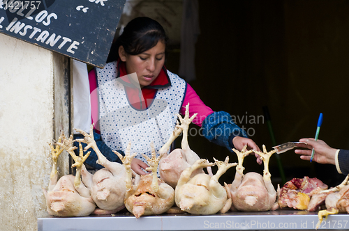 Image of Peruvian woman