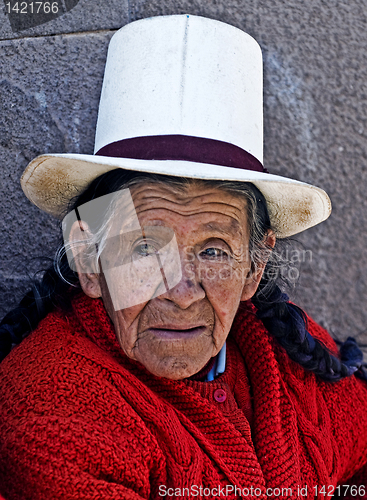 Image of Peruvian woman