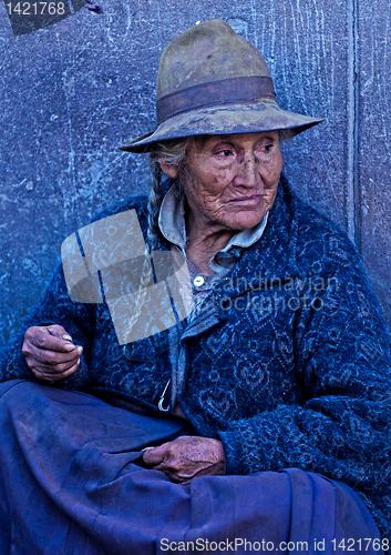 Image of Peruvian woman