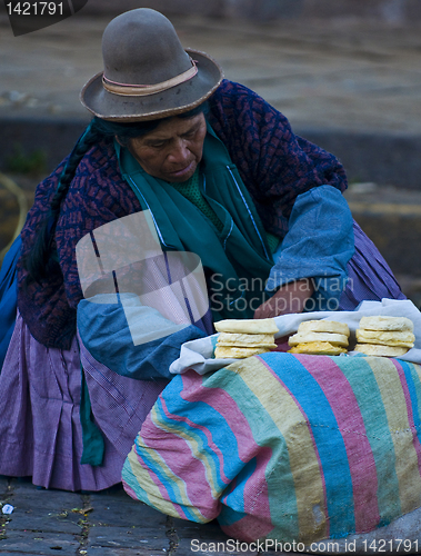 Image of Peruvian woman