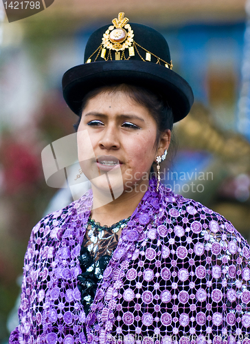 Image of Peruvian dancer