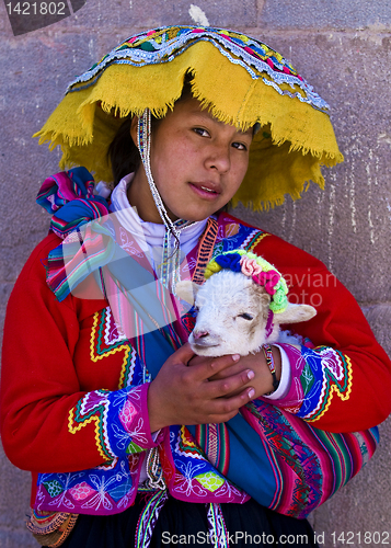 Image of Peruvian girl