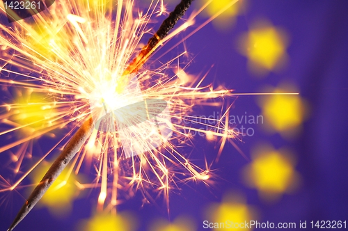 Image of eu flag and sparkler