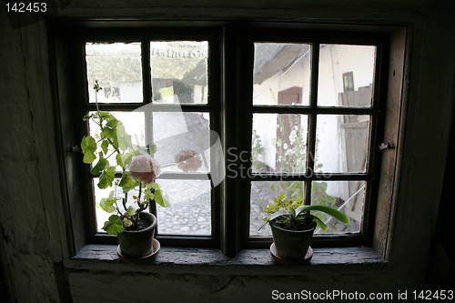 Image of Retro window